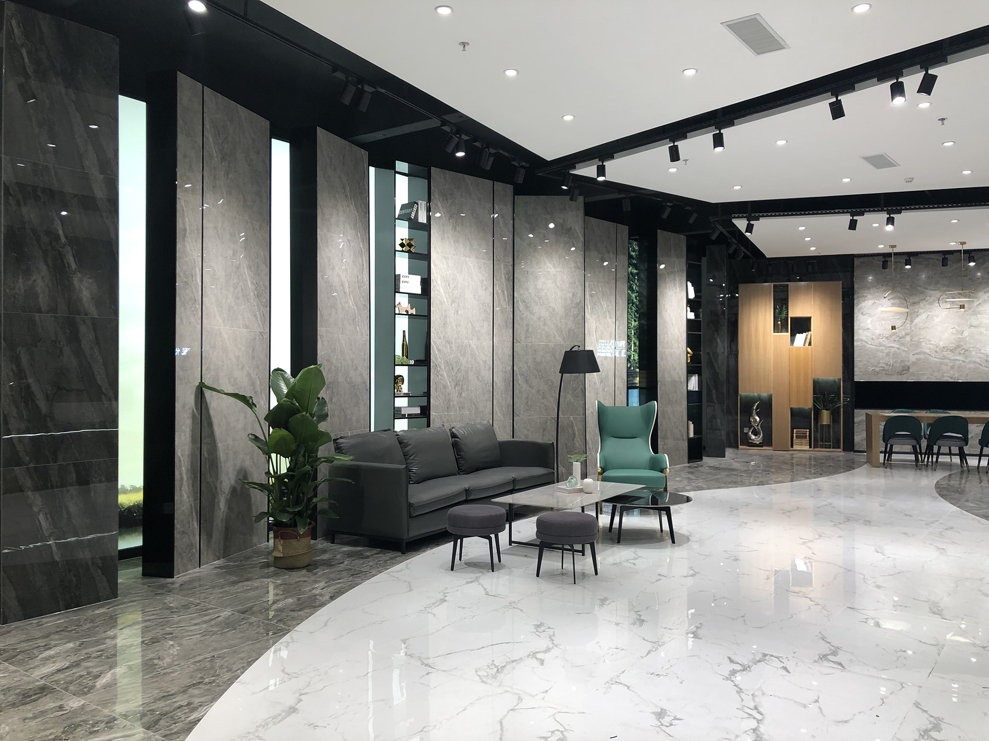 湖南天欣科技股份有限公司,岳陽(yáng)大理石,全拋釉,彩晶磚,超平釉,金剛釉,啞光磚生產(chǎn)銷(xiāo)售